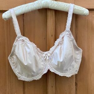Lace Supporting Role Underwire Bra 34G